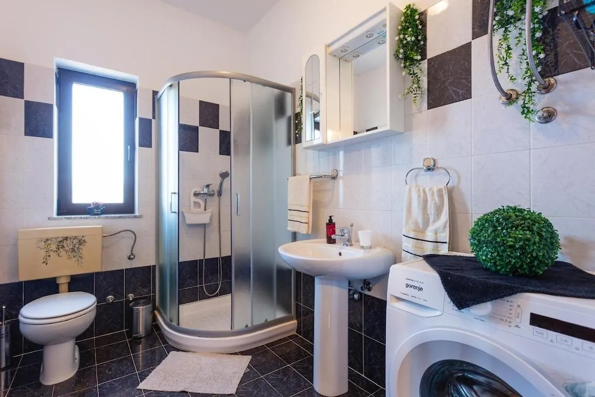 Apartment Mattinna Manjadvorci Κροατία